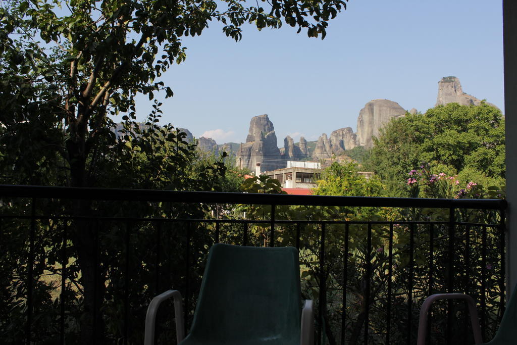 Meteora Garden Bed and Breakfast Kalampaka Exteriör bild